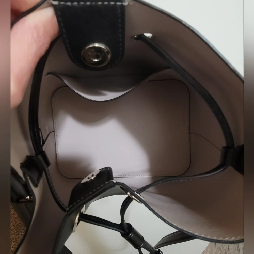 Kate Spade Leather Sadie Bucket Bag Crossbody Black - Picture 4 of 7